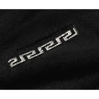 Capacul negru alpaca cu glugă (B60011-1)