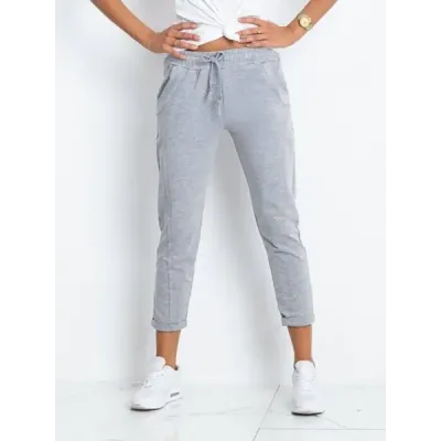 Pantaloni de damă, tricotate sau croșetate, de tip chino gri (3589.09X)